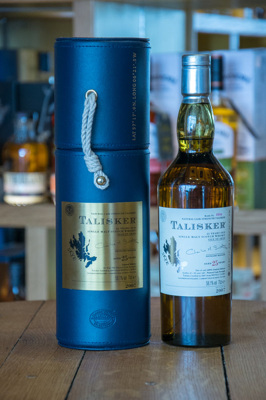 Talisker 25 year old Isle of Sky whisky 2007 Front